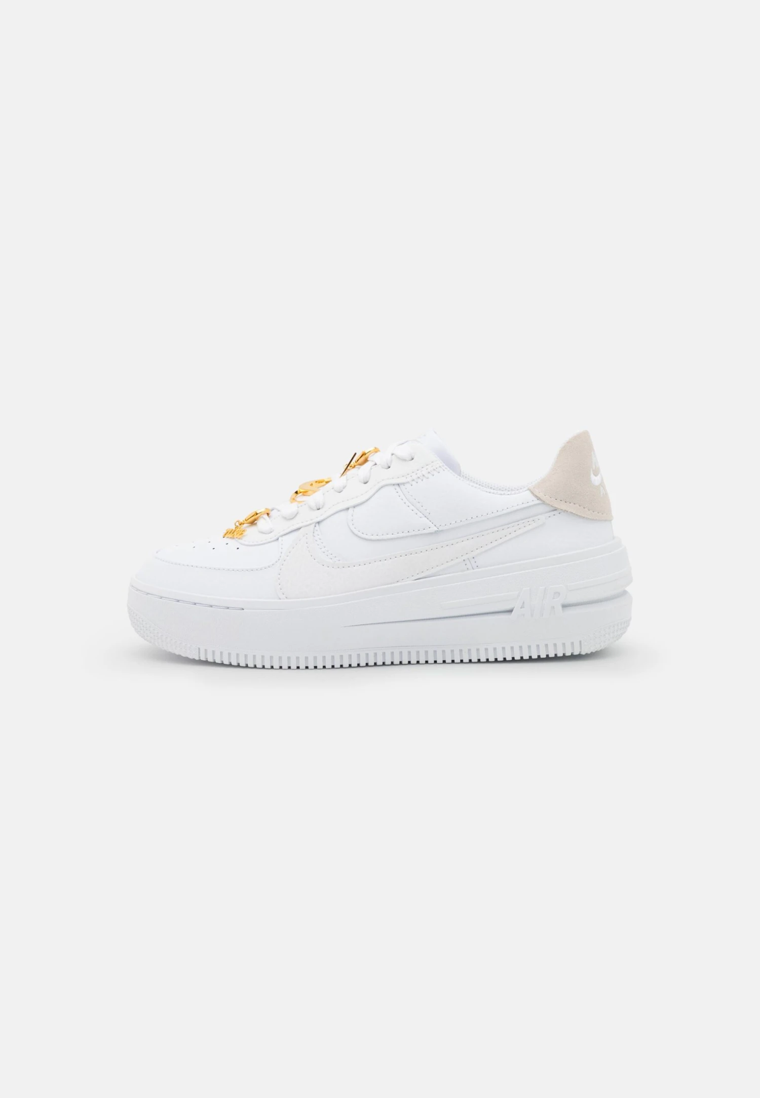 Nike Sportswear Wmns Af1 Plt.Af.Orm - Sneakers Laag - White/Summit White/Metallic Gold 1 Nike Sportswear Wmns Af1 Plt.Af.Orm - Sneakers Laag - White/Summit White/Metallic Gold