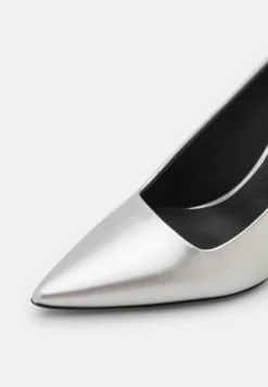 Furla Code Decollete - Hoge Hakken - Silver 13 Furla Code Decollete - Hoge Hakken - Silver -Damesschoenen 0c5dbb0aea0b4e4f83465fd680cd94be scaled