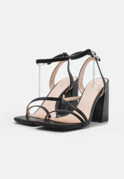 Raid Elandra - Sandalen Met Hoge Hak - Black -Damesschoenen 0e3f22aedaad460c9f6eb3629468d7fb scaled
