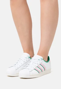Adidas Originals Superstar - Sneakers Laag - Footwear White/Clear Pink/Semi Court Green