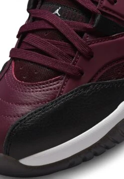 Jordan Wmns Jumpman Two Trey - Sneakers Hoog - Cherrywood Red/White Black -Damesschoenen 239c5712b1a54307ae5044672056f8a6