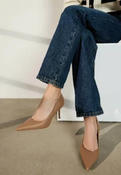 Hoge Hakken - Caramel