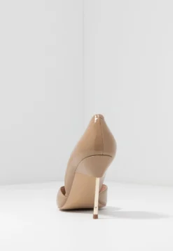 Kurt Geiger London Bond- Hoge Hakken - Nude 9 Kurt Geiger London Bond- Hoge Hakken - Nude -Damesschoenen 2dffe111d685479ab96b5af09f9ec7bb scaled