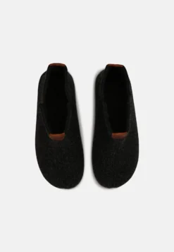 Shepherd Ester - Pantoffels - Asphalt -Damesschoenen 32bbb6783d954f4ca5f31eed58f2f159 scaled