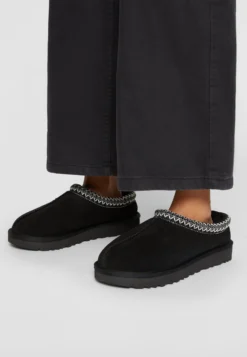 Ugg Tasman - Pantoffels - Black 11 Ugg Tasman - Pantoffels - Black -Damesschoenen 3e687dfc01cf4d78bad219cc4a5e1df2 scaled