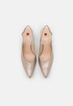 HÖGL Boulevard- Klassieke Pumps - Bronce -Damesschoenen 40b50e2a69b848cbbe3b1526c1b01360 scaled