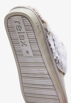 Next Pantoffels - Light Grey -Damesschoenen 56d24e55026f40d296153aca438e7428 scaled
