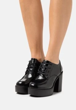 Madden Girl Rileyy - Veterpumps - Black Box