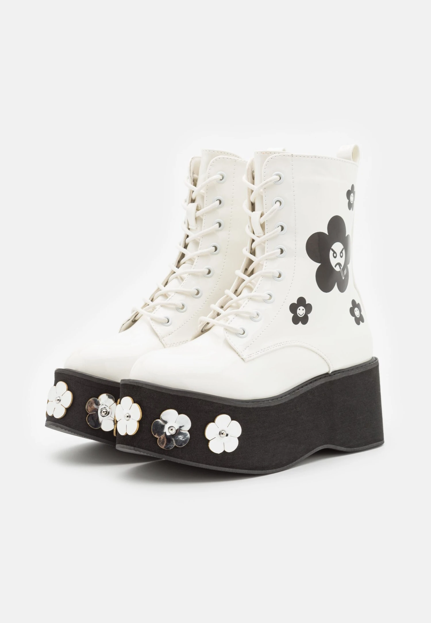 KOI FOOTWEAR Silent Screams Platform Boots - Enkellaarsjes Met Plateauzool - White 3 KOI FOOTWEAR Silent Screams Platform Boots - Enkellaarsjes Met Plateauzool - White - Afbeelding 3