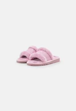 Even&Odd Disney Mickey Mouse - Pantoffels - Pink -Damesschoenen 70691abfacf543a3b97f789a256882e6 scaled