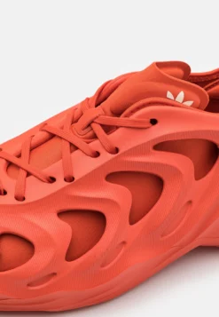 Adidas Originals Adifom Q Unisex - Sneakers Laag - Preloved Red/Shadow Red -Damesschoenen 744f5c8703944d5bbdb3c8f8339a5673 scaled