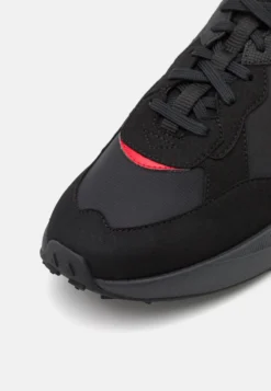 Hugo Kane Runn Unisex - Sneakers Laag - Black 11 Hugo Kane Runn Unisex - Sneakers Laag - Black -Damesschoenen 779f5cf3a02b4c6d896acccd17272d91 scaled