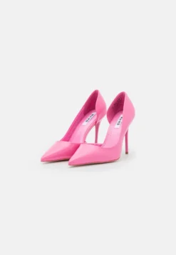 NA-KD Glossy Cut Out- Klassieke Pumps - Strong Pink -Damesschoenen 7bb781aaeafe412eaa80566a48049a36 scaled