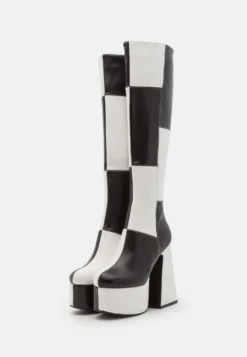 Lamoda Runway - Laarzen Met Hoge Hak - Black/White -Damesschoenen 7d43d4dac38c494682580f9a78596f3b scaled