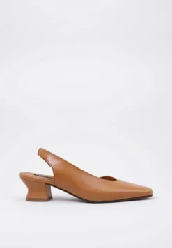 Vital - Klassieke Pumps - Camel 10 Vital - Klassieke Pumps - Camel -Damesschoenen 801cd44c36144b5687a480d790baf7c7