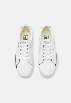 Vans Sk8-Low Reconstruct Unisex - Sneakers Laag - True White -Damesschoenen 87784d57cb06451587eb1643a842bbe6 scaled
