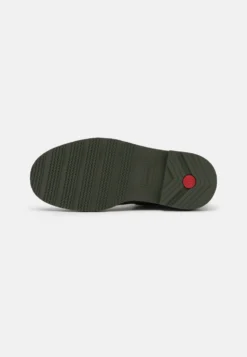 Hunter ORIGINAL Womens Commando Chelsea Boot Vegan - Regenlaarzen - Dark Olive 10 Hunter ORIGINAL Womens Commando Chelsea Boot Vegan - Regenlaarzen - Dark Olive -Damesschoenen 892c49ede097410ca90bfbaf2481b820 scaled