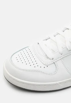 Diadora Magic Basket Demi Icona Unisex - Sneakers Hoog - White /Blue Caspian Sea -Damesschoenen 89b6948e08a8401597513b7f2ca1886b scaled