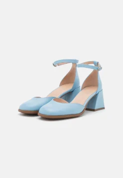 Wonders Klassieke Pumps - Iseo Blue -Damesschoenen 8b2b0eb176eb4d97959fabd8b82f0976 scaled