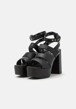 Lamoda Millions- Sandalen Met Plateauzool - Black 8 Lamoda Millions- Sandalen Met Plateauzool - Black -Damesschoenen 8cd2268df5964eeb81ab78a04dcf2fc6 scaled
