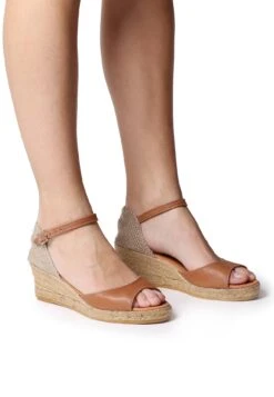 Toni Pons Llivia-P - Plateaupumps - Tan