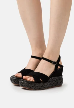 Alma En Pena Sandalen Met Plateauzool - Black