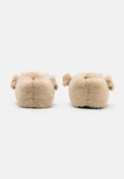 Grizzly Dog Slipper Unisex - Pantoffels - Beige -Damesschoenen 95dd413c77d44264a9fd7f02e5ea14ee scaled