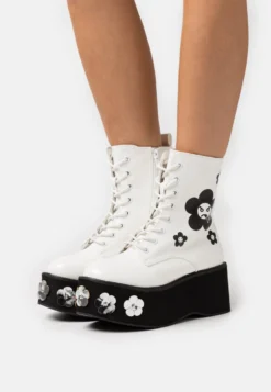 KOI FOOTWEAR Silent Screams Platform Boots - Enkellaarsjes Met Plateauzool - White