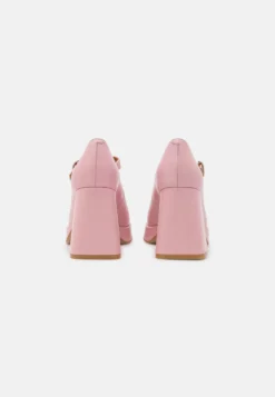 ANGEL ALARCON Plateaupumps - Vintage Pink 9 ANGEL ALARCON Plateaupumps - Vintage Pink -Damesschoenen a22955385bda4cec8a3ef7991700b652 scaled