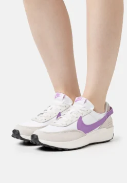 Nike Sportswear Womens Waffle Debut - Sneakers Laag - White/Rush Fuchsia
