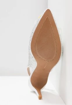 Alma En Pena Klassieke Pumps - White -Damesschoenen a906bc2f3a3e403e97ed0e5c49ae9af5