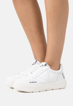 LOVE MOSCHINO Sneakers Laag - White