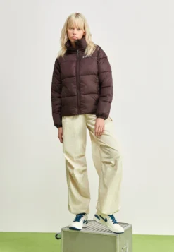 Jordan Stadium 90 - Sneakers Laag - Sail/Sky/Ozone Blue -Damesschoenen bd6ede98e0bc483787b6f759c97f41d9 scaled