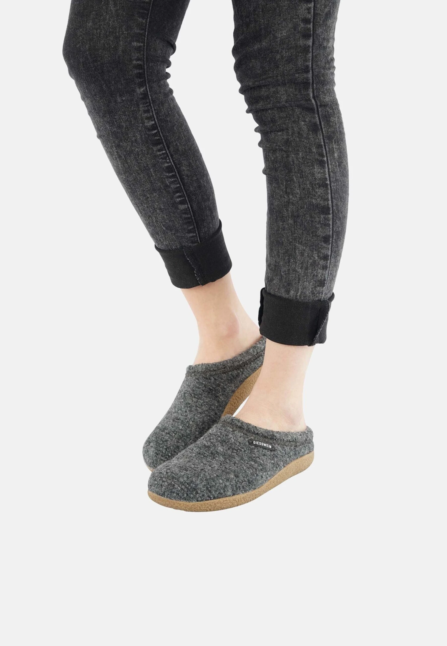 Giesswein Veitsch - Pantoffels - Anthrazit 1 Giesswein Veitsch - Pantoffels - Anthrazit