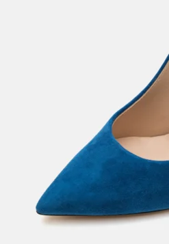 Casadei Blade - Klassieke Pumps - Blue Prussian -Damesschoenen c1db285d50cc49afb9ff2de454637075 scaled