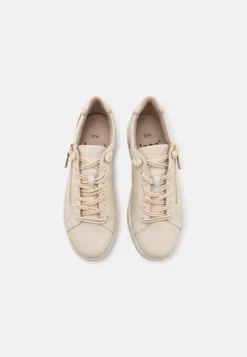 Jana Sneakers Laag - Cloudy Gold 11 Jana Sneakers Laag - Cloudy Gold -Damesschoenen cb4fdd8eaa4d43f1aa465cd895b5a2e9 scaled