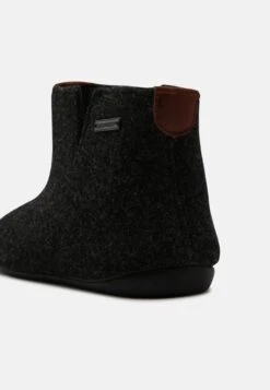 Shepherd Ester - Pantoffels - Asphalt -Damesschoenen cc2f3099f1ac4d129c6fe21f9bb2a940