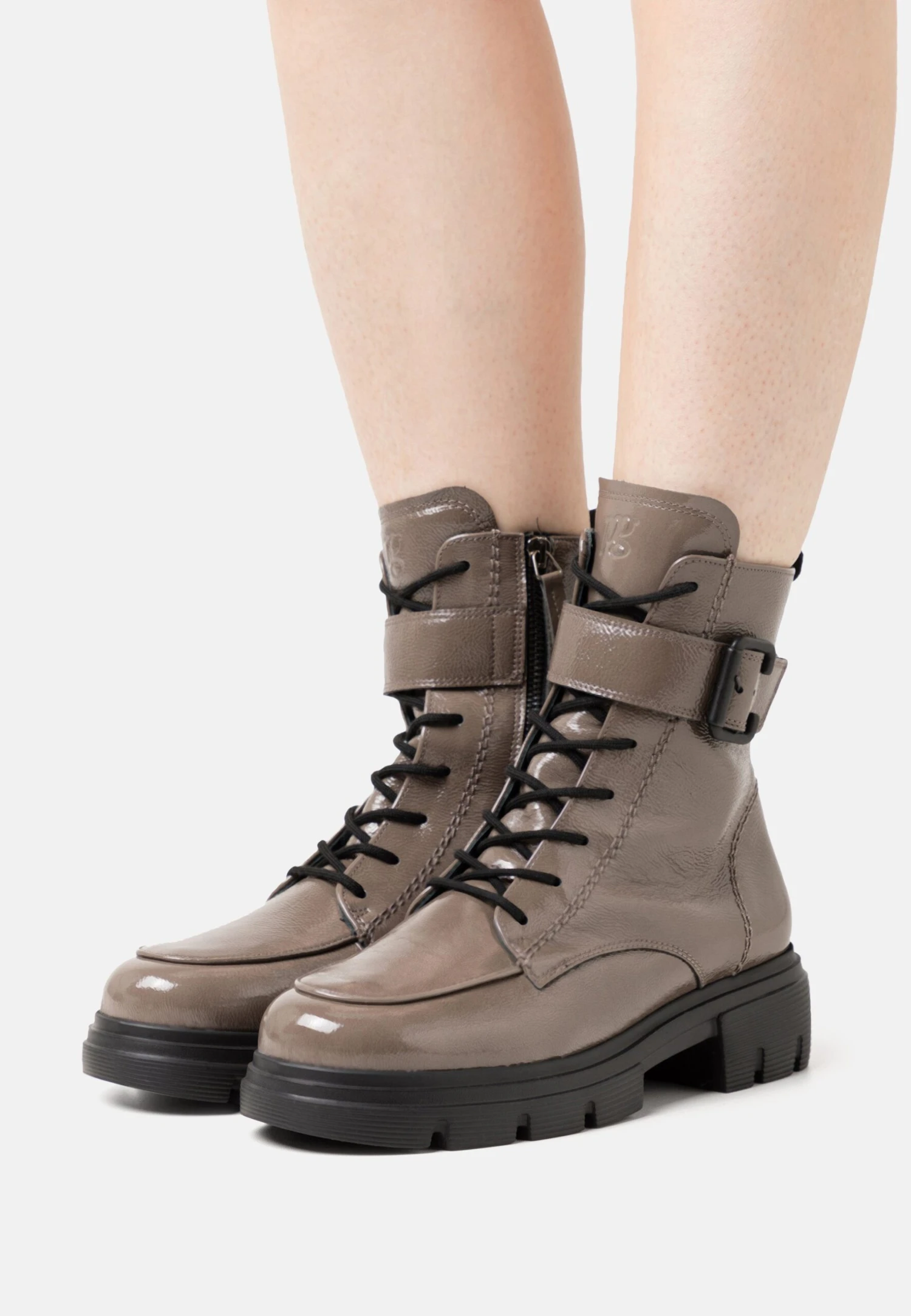 Paul Green Enkellaarsjes Met Plateauzool - Schlamm 1 Paul Green Enkellaarsjes Met Plateauzool - Schlamm