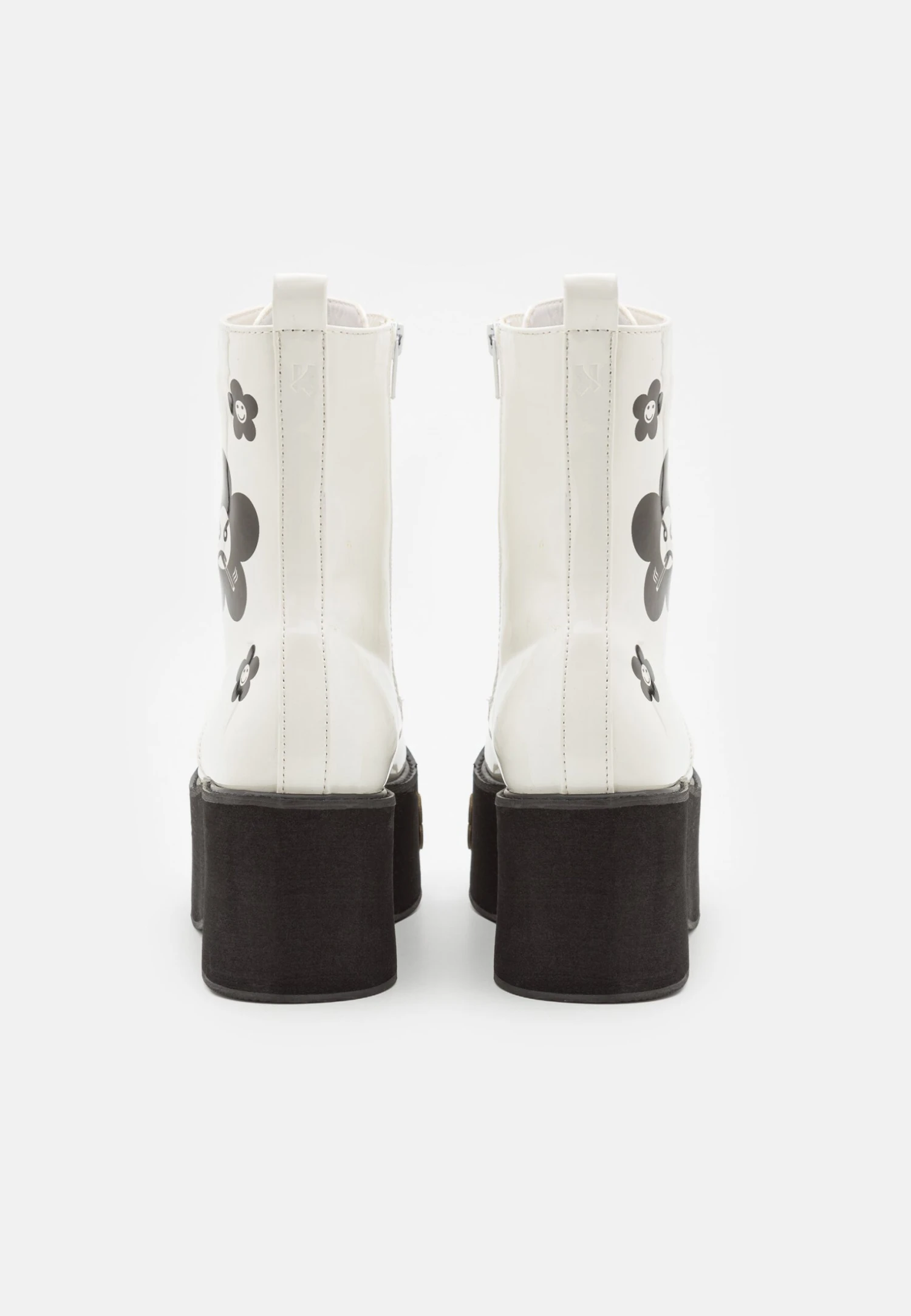KOI FOOTWEAR Silent Screams Platform Boots - Enkellaarsjes Met Plateauzool - White 4 KOI FOOTWEAR Silent Screams Platform Boots - Enkellaarsjes Met Plateauzool - White - Afbeelding 4