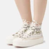 Converse Chuck Taylor All Star Lift - Sneakers Hoog - Off White