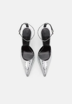 BY FAR Eliza Flagstone- Klassieke Pumps - Silver 9 BY FAR Eliza Flagstone- Klassieke Pumps - Silver -Damesschoenen f617d6e5c80f46e4811e0a337cdeb4a3 scaled