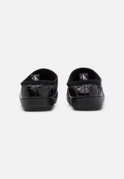 Calvin Klein Jeans Home Shoe Slipper - Pantoffels - Black 9 Calvin Klein Jeans Home Shoe Slipper - Pantoffels - Black -Damesschoenen fd724d10b7ac4017a58d56220b4776bd scaled